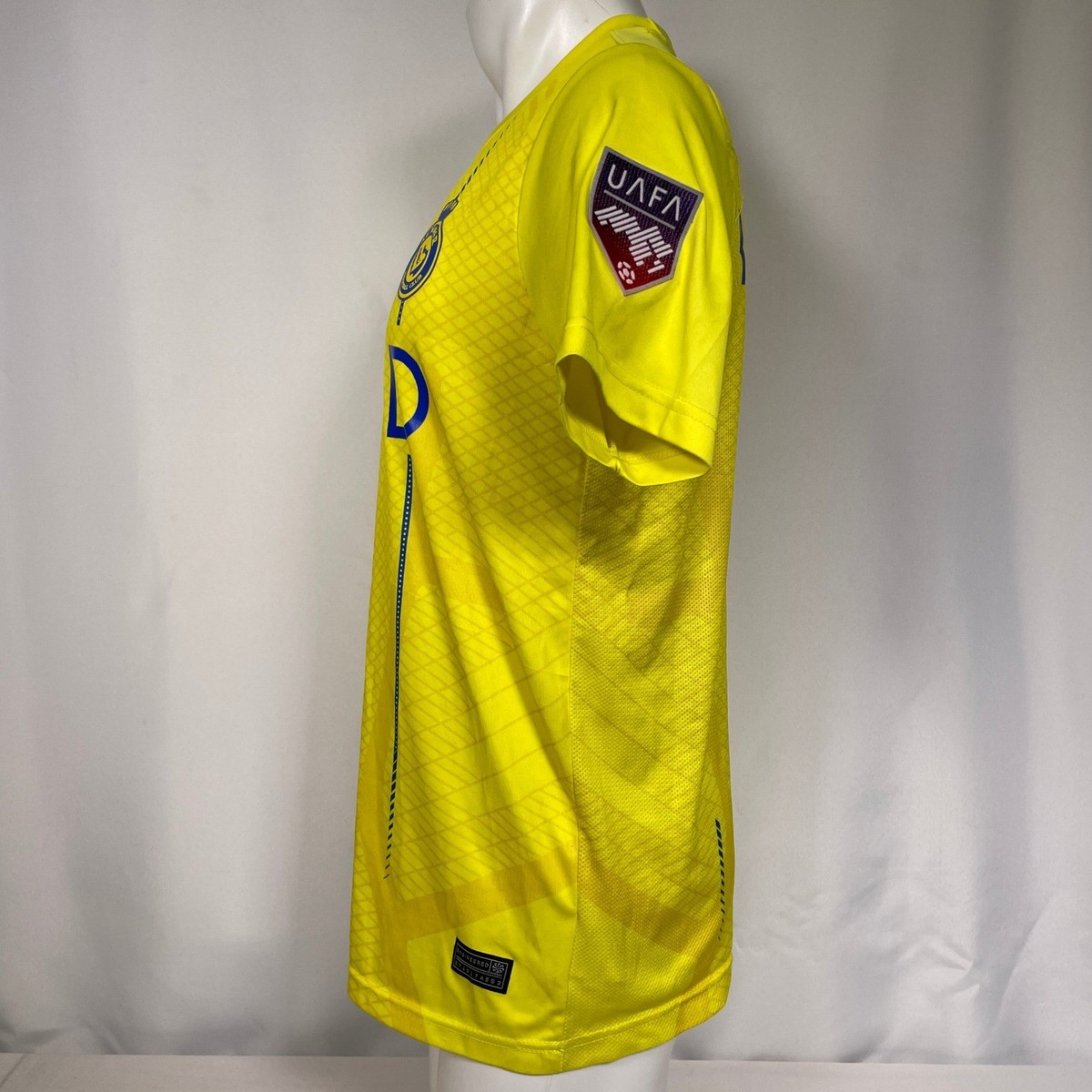 Cristiano Ronaldo #7 Al Nassr Nike Gold Soccer Jersey Men's LARGE