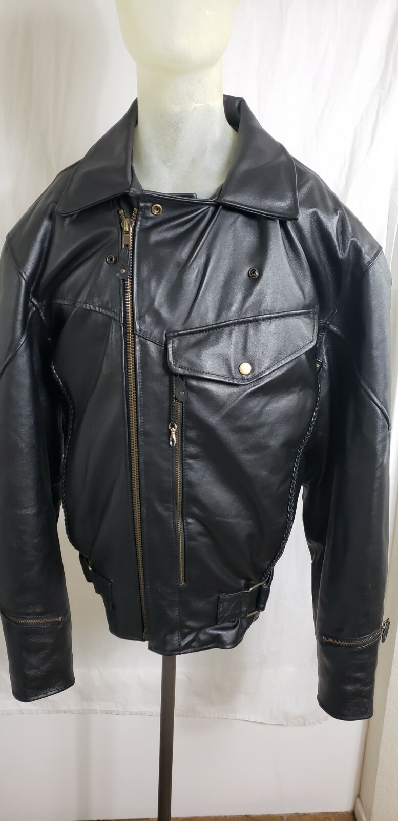 USA Bikers Dream Apparel Men's Thinsulate Lined Braid Leather Jacket Waist Sz 54
