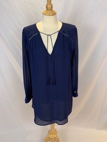 ASTR Damen Etuikleid Gr. Medium dunkelblau halbtransparent Quasten Bauern Boho