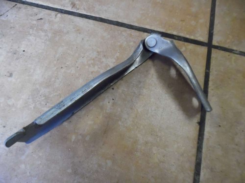 Ford Fiesta Motorhaubenscharniere Scharniere Rechts 2S61-16800-BA