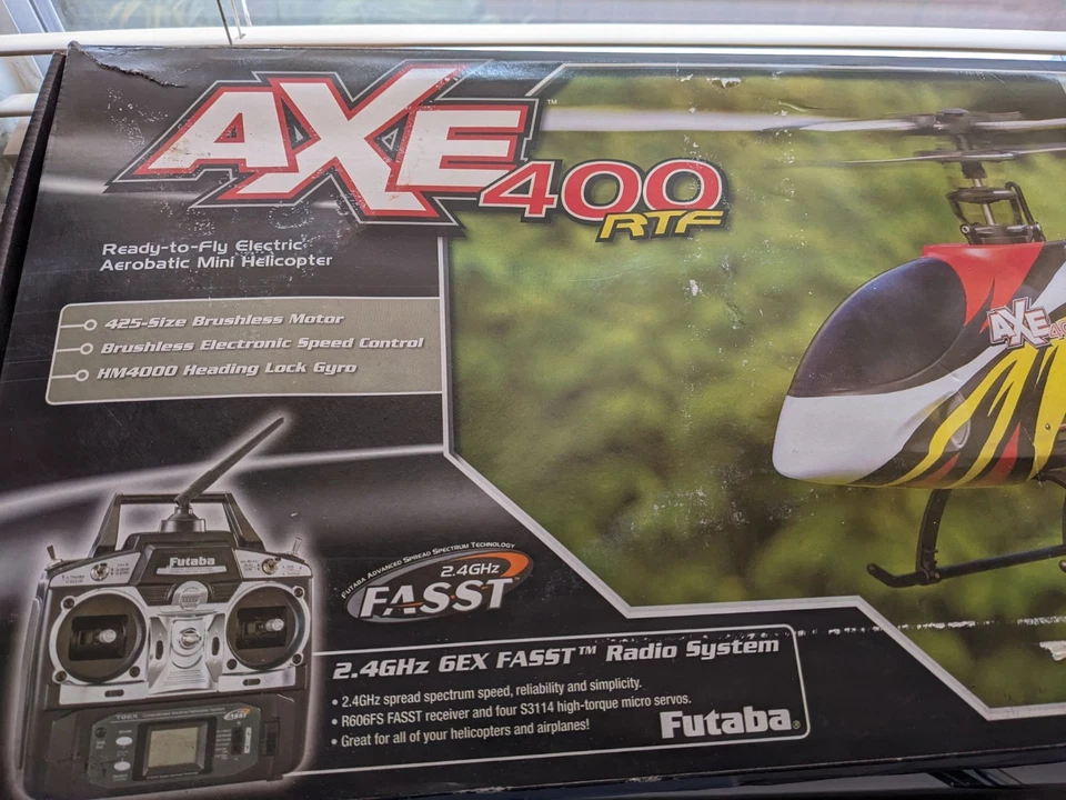 Heli-Max AXE 400 RFT with Radio - Image 2 of 4