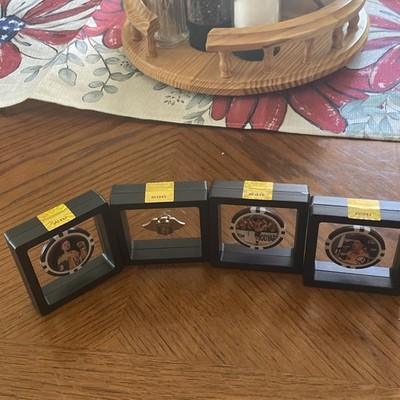 JACK EICHEL & FRIENDS VEGAS GOLDEN KNIGHTS - POKER CHIP - ***SIGNED*** BUNDLED 