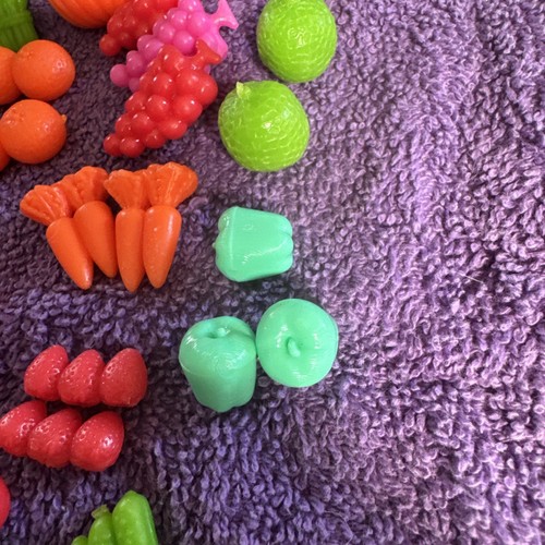 Barbie Größe Obst Gemüse Gemüse Äpfel Karotten Bananen Puppe Zubehör - Bild 6 von 8