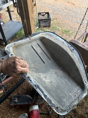 87 - 96 FORD F150 F250 F350 CAB FLOOR COVER PLATE AUTO TRANSMISSION OEM - Picture 5 of 5