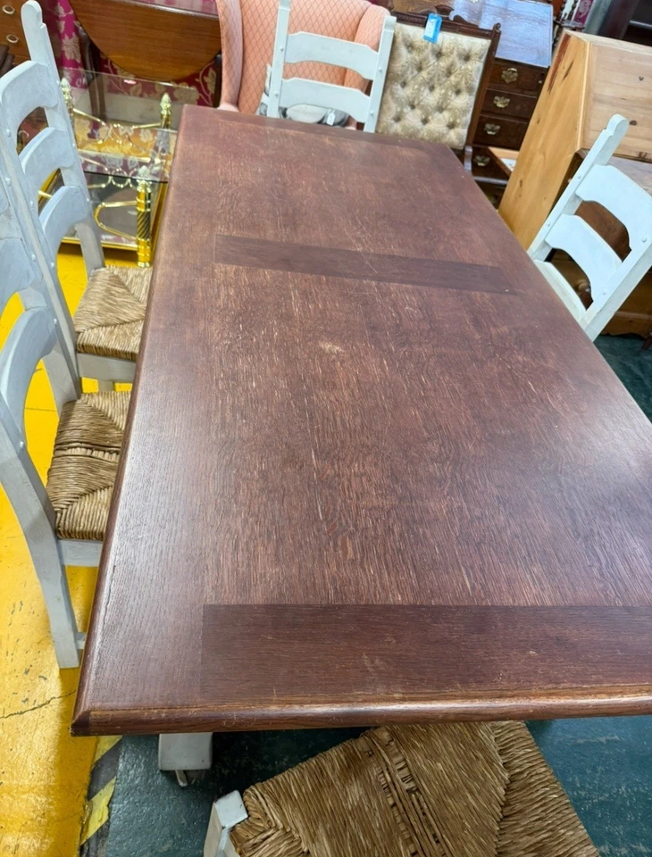 Rustic dining table and 6 chairs - Image 4 of 4