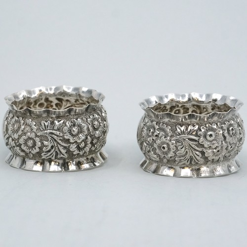 John Gilbert English Sterling Silver Pair Repousse Napkin Rings Repousse No Mono - Picture 11 of 12