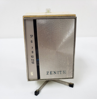 Vintage Zenith Swivel Clock Radio The Aristocrat Model Y280A - AS IS NOT WORKING