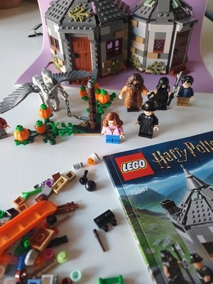 LEGO 75947 Harry Potter Hagrids Hütte: Seidenschnabels Rettung inkl Bauanleitung