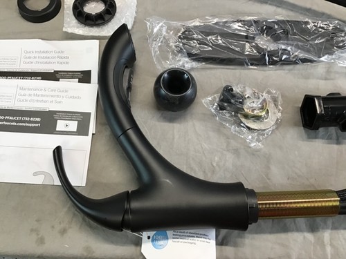 Pfister Wray F-534-7WRYB 1-Handle Pull Out Sprayer Kitchen Faucet Matte Black - Picture 8 of 23
