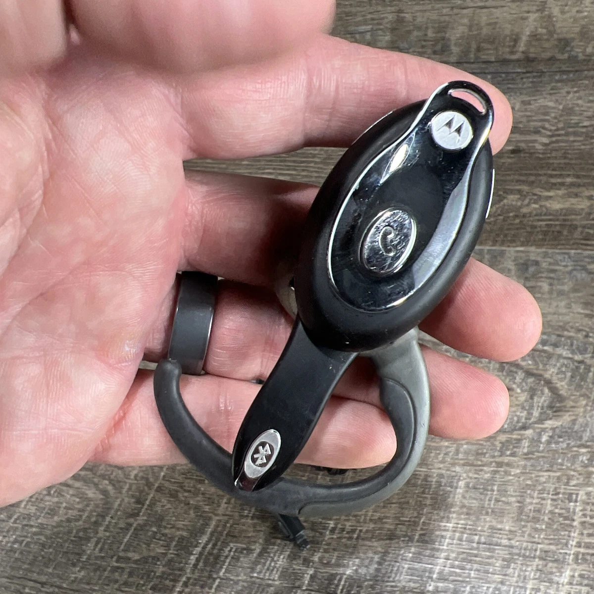 Motorola bluetooth headset n136 clearance