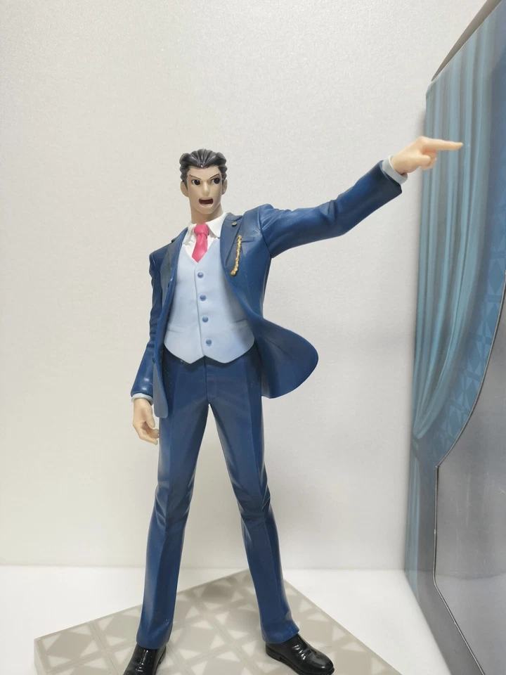 Figure Ace Attorney 5 Phoenix Wright Ryuichi Naruhodo e Capcom limite with Box - Image 4 of 4