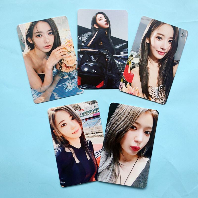 5pcs/set Kpop LE SSERAFIM 《FEARLESS》 Paper Photo Cards Self Made