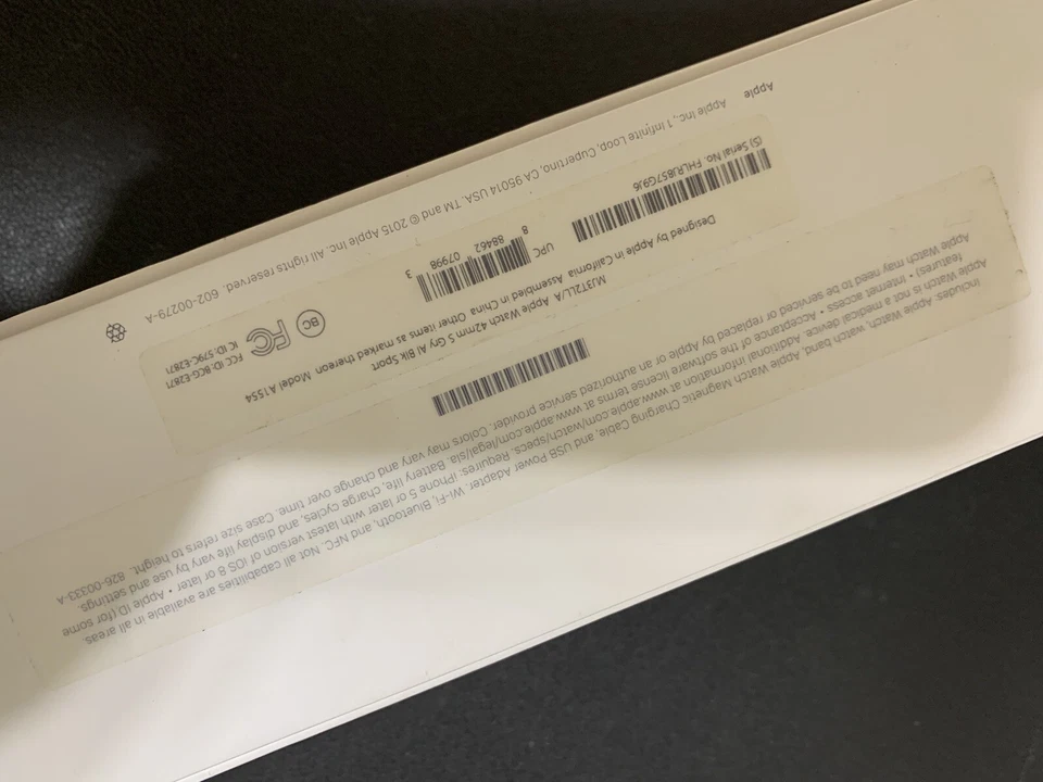 Apple Watch 1st Generation Space Grey Black Band 42mm For Parts ONLY - Image 3 of 4