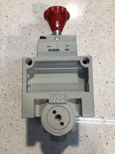 NUMATICS VL42G08M MANUAL SHUT OFF VALVE 1" FNPT NEW IN PACKAGE