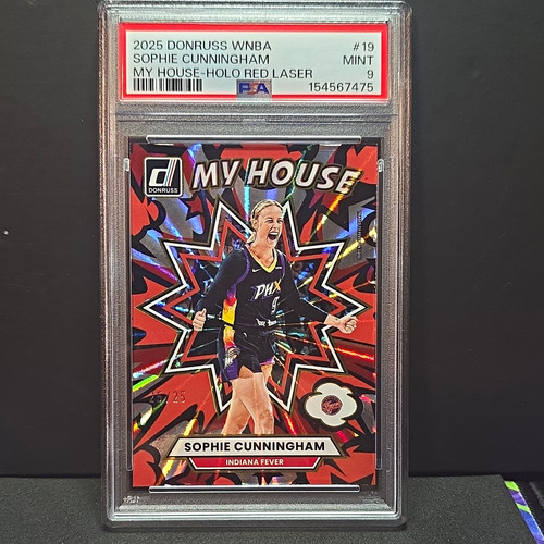 Sophie Cunningham [Holo] #19 2025 Panini Donruss WNBA My House card