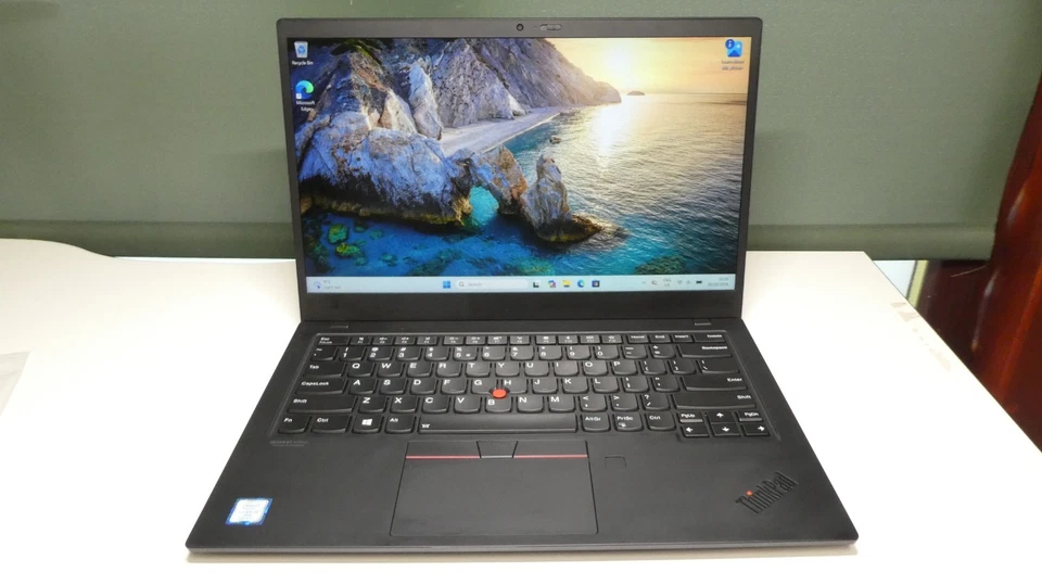 Lenovo ThinkPad X1 Carbon · i7-8665U · 16GB · 1TB, photo 1 of 5