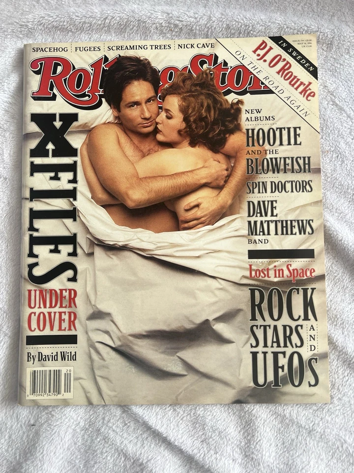 Vintage X-Files "Under Cover" Rolling Stone Magazine Issue 734, May 16, 1996 - Image 2 of 4
