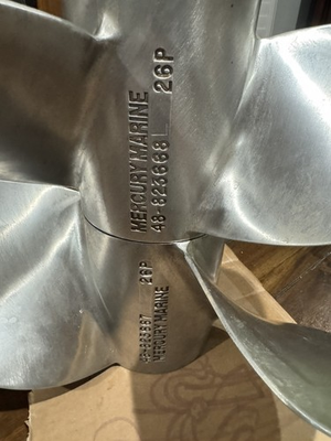 #ad Mercury Marine Bravo 3 Three boat propeller set 48 823667 26P 48 823668 26P $450.00
