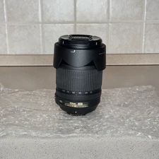 NIKON Nikkor AF-S DX 18-105mm F/3.5-5.6G ED VR Lens + Lens Hood