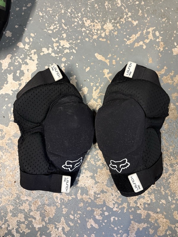 Fox Launch Pro Knee Pads