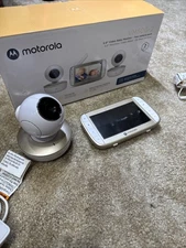 Motorola Nursery VM50G Camera Baby Monitor 5" Screen, 1000ft Range, No WiFi