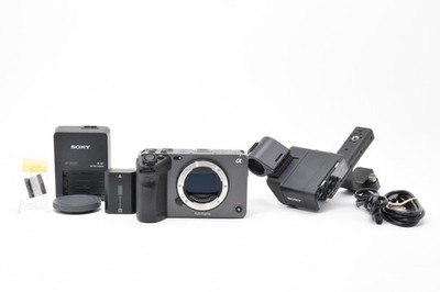 Sony ILME-FX3 (35-Language Support ) Shutter Count:414 [Near Mint] #2866894A