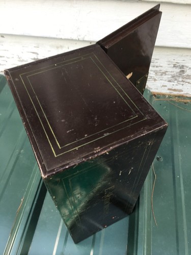 VTG Old Metal Money Cash BOND Jewelry Strong Lock Box Chest E. Manchester Family - Picture 10 of 12