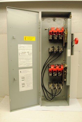 Cutler Hammer Eaton # DT362FGK Double Throw Safety Switch 60-Amp 600-Volt Fused - Picture 2 of 6