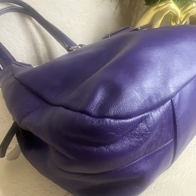 COACH (2011) Soho Lynn Y2K Leather Purple Hobo Buckle Shoulder Bag