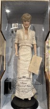 The Franklin Mint Diana Princess of Wales Porcelain Portrait Doll w/ Box
