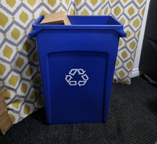 RUBBERMAID RECYCLING BIN BLUE WASTE BIN SLIM JIM LARGE