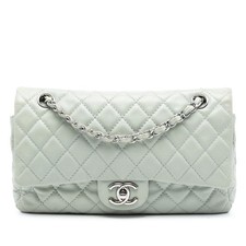 Authenticated Chanel Medium Classic Caviar Double Flap Light Gray Leather