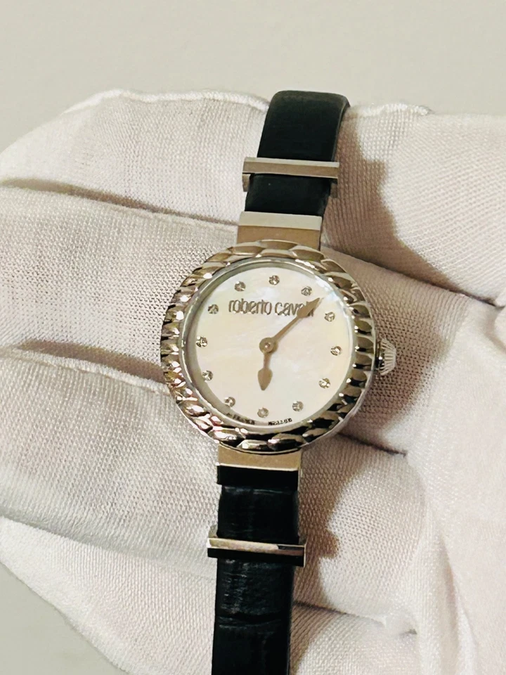 Reloj de cuarzo Roberto Cavalli Diamond RV2L023L0011 para mujer de cuero negro Foto 3 de 4