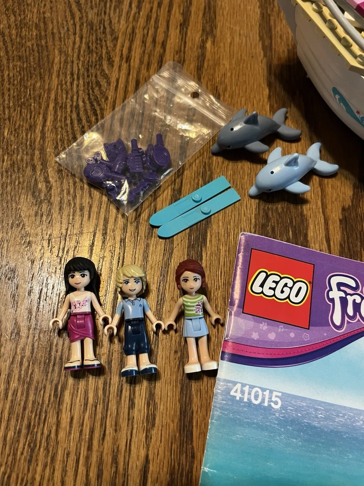 LEGO 41015 - LEGO Friends Dolphin Cruiser Boat 100% Completo con Figuras y Hombres. Foto 2 de 4