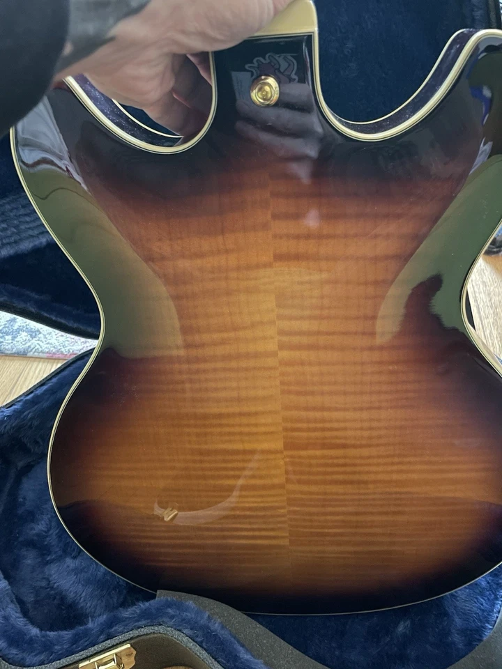 IBANEZ AS93-VLS Usado 2012 Cuerpo de Arce Cuello Caoba Diapasón de Palisandro Marrón Foto 3 de 4