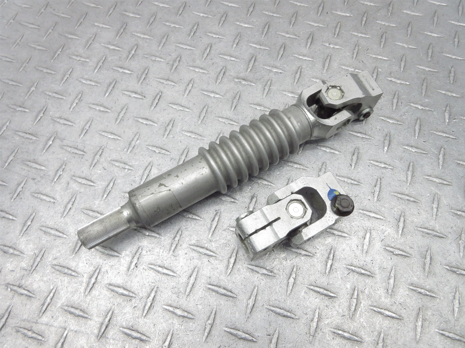 2008 Ferrari F430 Spider 171528 Steering Column Cardan Shaft U-Joint
