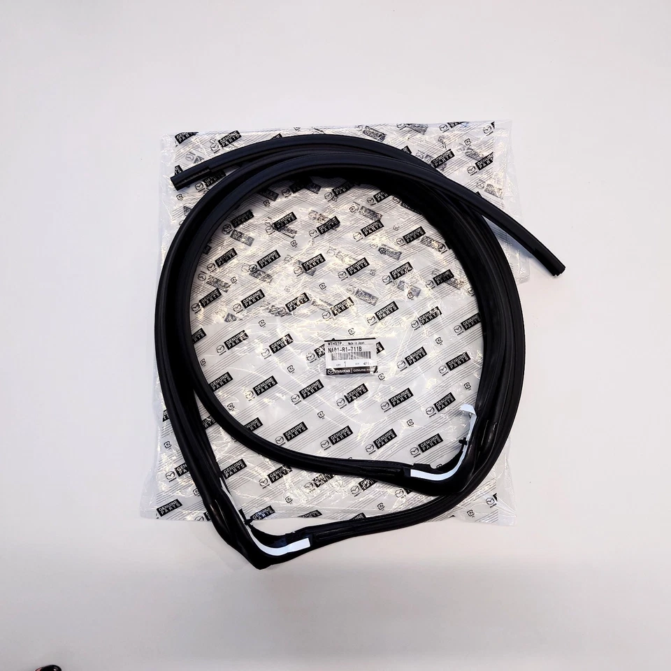 MAZDA 90-97 MX-5 Miata Genuino Parabrisas Sello Cabezal Tira Climática NA01-R1-711B Foto 3 de 4