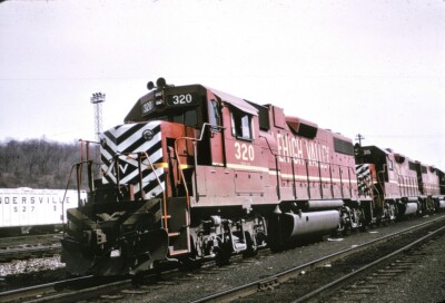 Lehigh Valley (LV) - GP38-2 - #3120 - Original Kleinbilddia