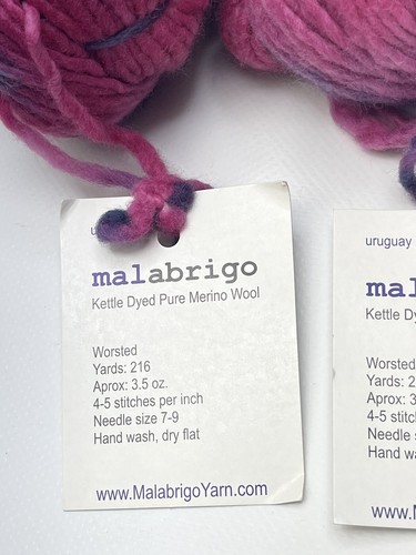 Hervidor de agua de hilo Malabrigo teñido pura lana merino peinado 216 yardas rosa turca lote de 2 - Imagen 3 de 7