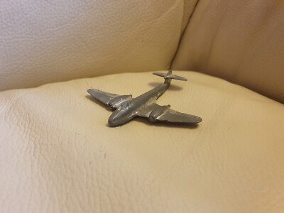  DINKY TOYS MODELL Gloster Meteor Jet Fighter RAF Spielzeug FLUGZEUG Vintage 