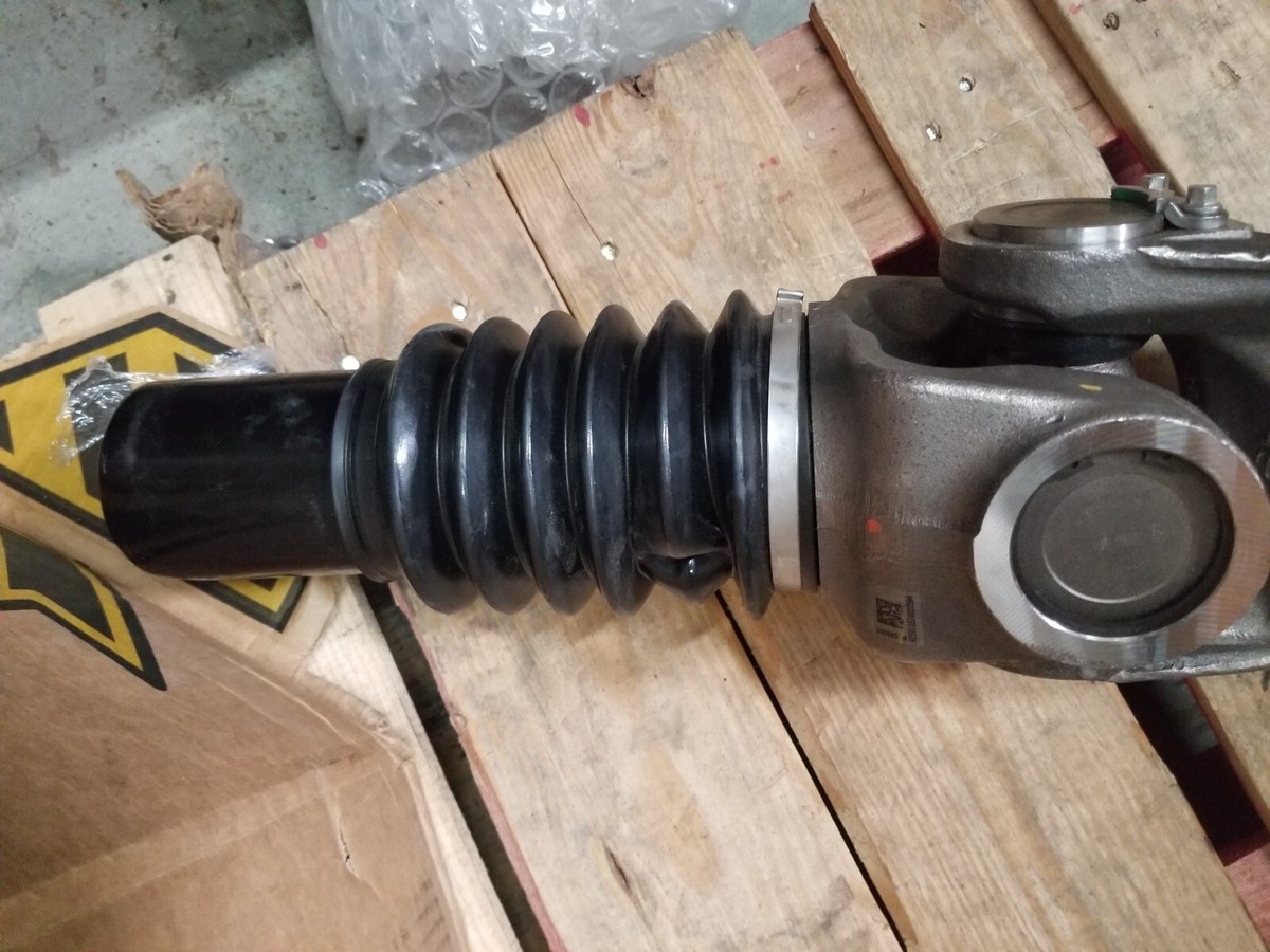 Dana Spicer Drive Shaft SPL250 Lite 250DS85001-620M Dana Spicer Drive Shaft SPL250 Lite 250DS85001-620M
