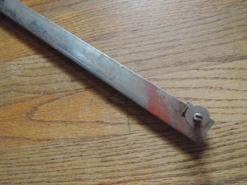 Alfa Romeo GTV 1971-1975 Used Original LEFT Driver's Side VENT WINDOW FRAME Only - Picture 13 of 17