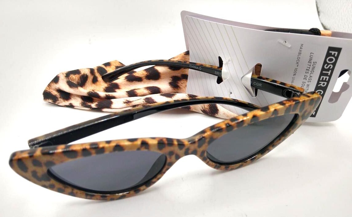 Foster Grant Women's Leopard Cat Eye Sunglasses w/ Leopard Cloth Pouch ...