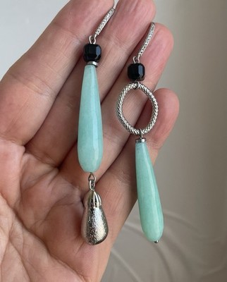 Ohrringe Ohrhänger lang asymmetrisch Tropfen Jade grün Chrysopras schwarz Achat