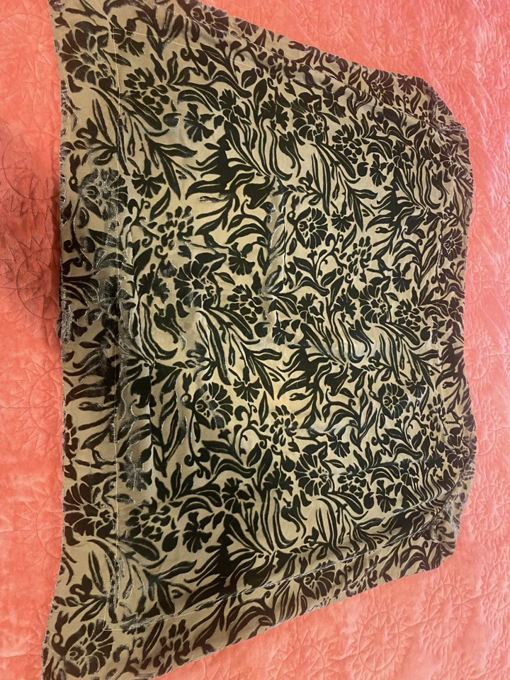 BELLA NOTTE Burnout Silk Green Sham - Image 2 of 4