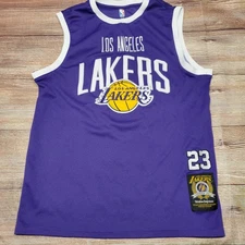 UNK LA Lakers LeBron James Mens Size Small Purple NBA Jersey