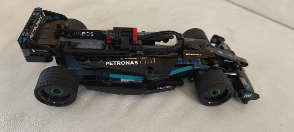 LEGO Technic 42165 Mercedes-AMG F1 W14 Pull-Back, foto 4 di 5