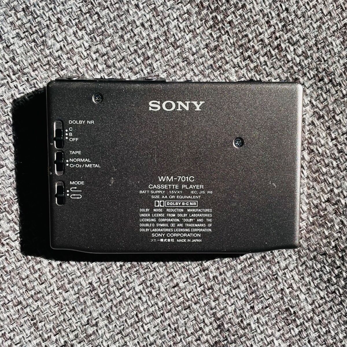 Sony WM-701C Walkman Portable Cassette Player Silver Dolby Sony WM-701C Walkman Portable Cassette Player Silver Dolby