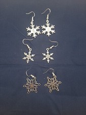 New 3 Pair Silvertone Snowflake Pierced Earri...