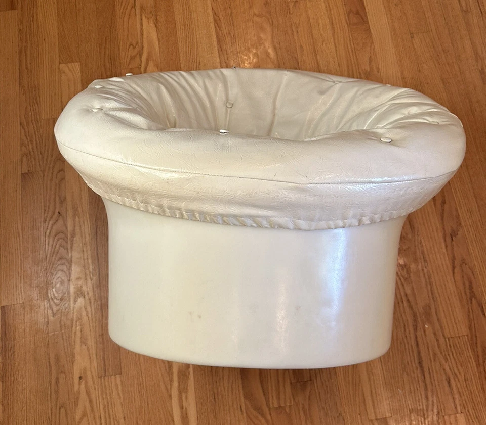 Vintage Mid-Century Mushroom Chair Pierre Paulin for Artifort ? W Damaged Cover - Image 2 of 4